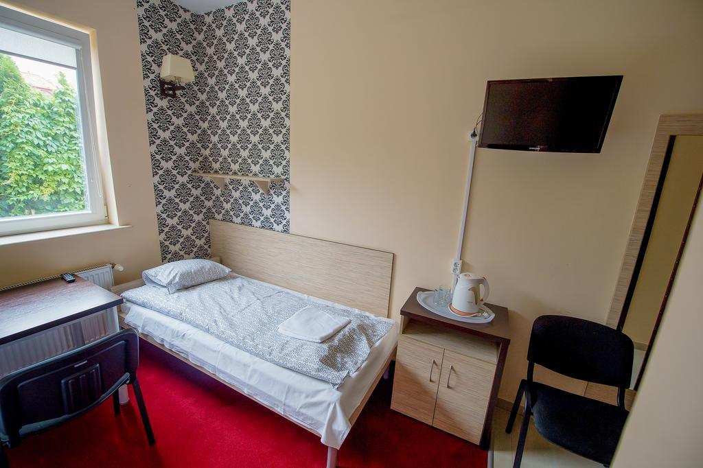 Hotelik Jankowski Raszyn Extérieur photo