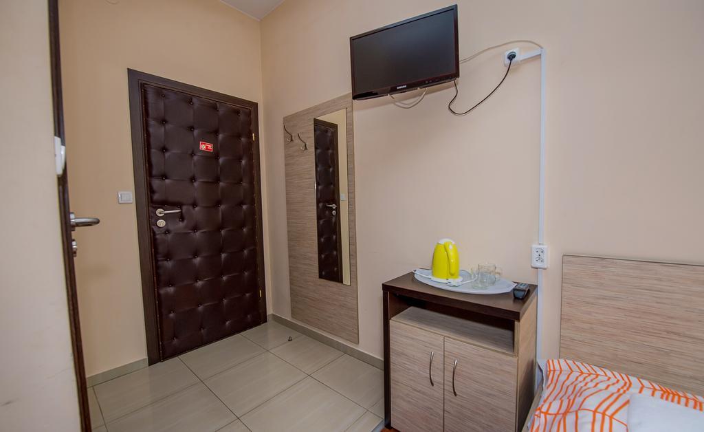 Hotelik Jankowski Raszyn Extérieur photo